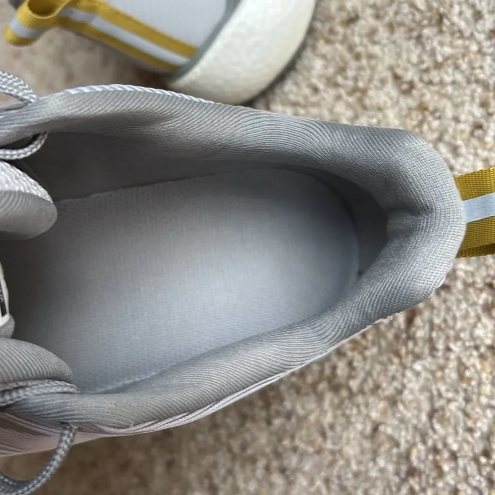 Velaasa Raptor Gray Gold Cross Training Hiking Shoes Men’s 11.5 Women’s 13